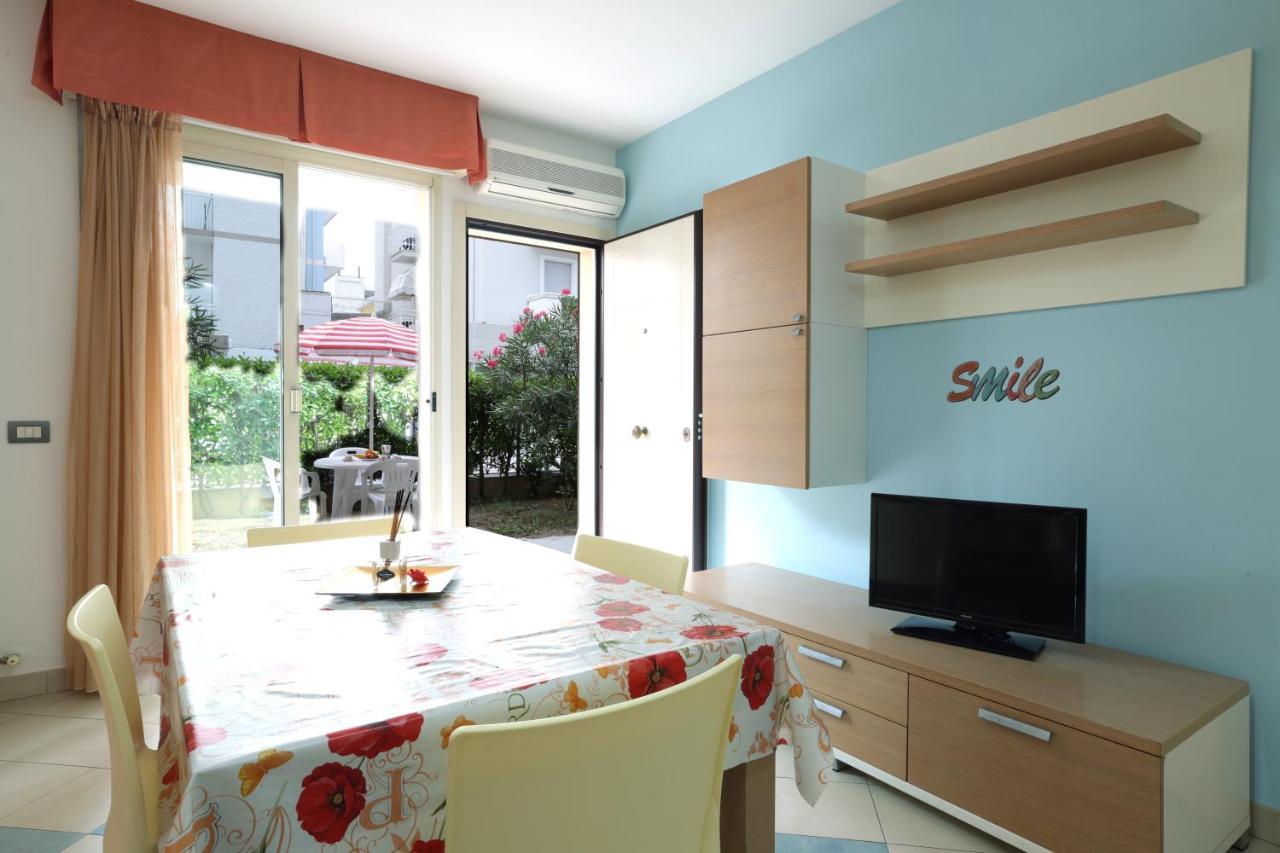 We Home - Palestrina17 - Riccione Sul Mare Exterior foto
